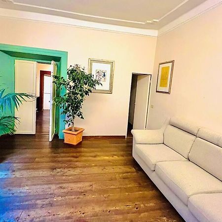 La Fornarina Apartment โรม ภายนอก รูปภาพ